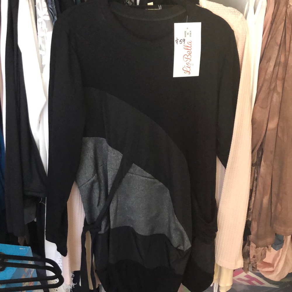Black longsleeve top